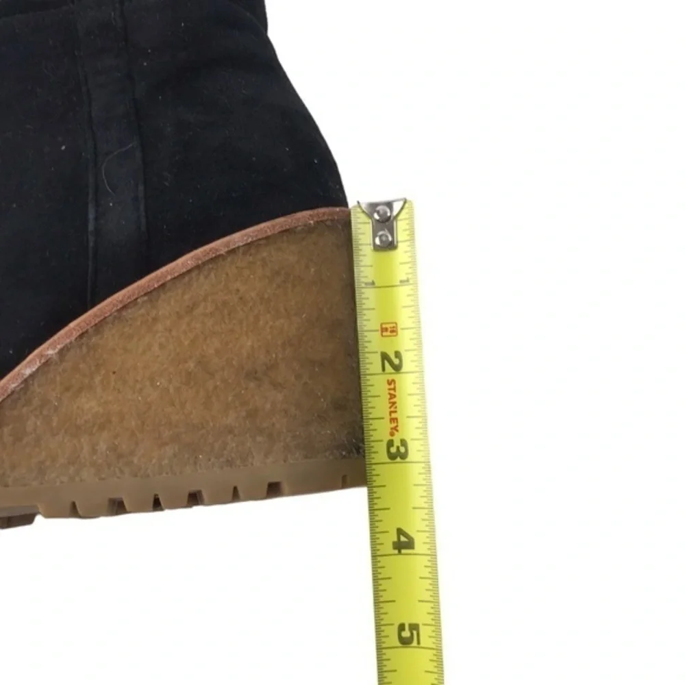 Coach Kelly Black Suede Double Shearing boots size 7B